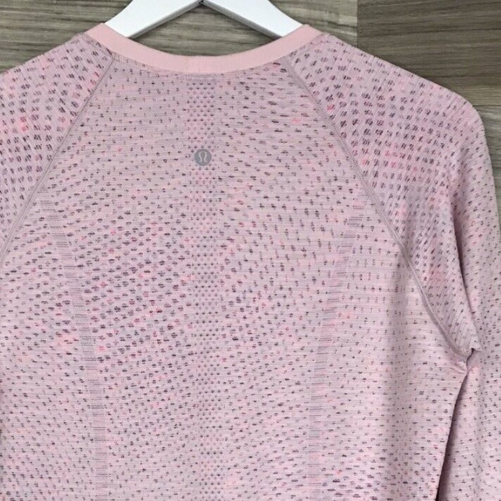 Long sleeve Swiflty Top